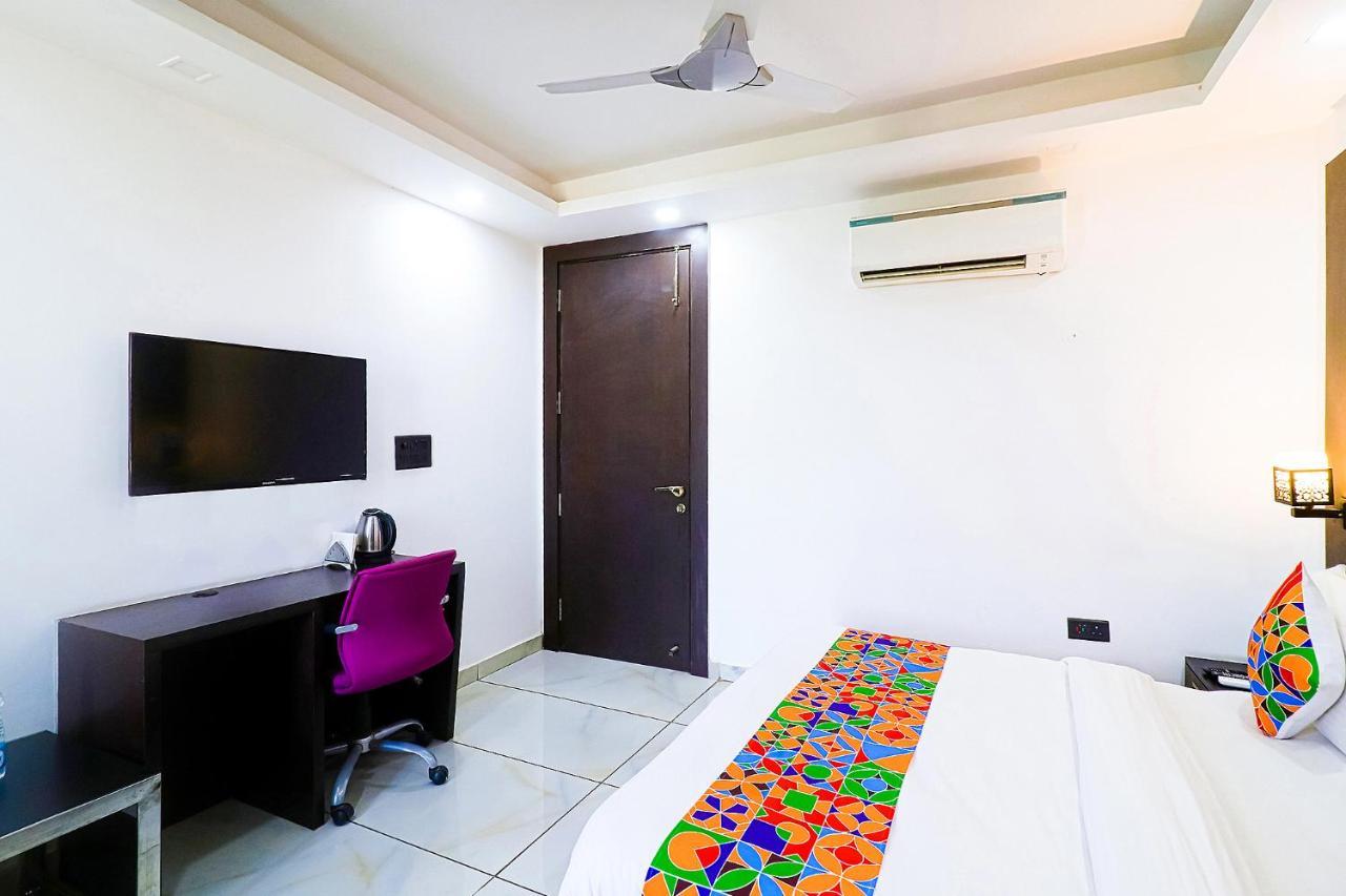 Fabhotel Kiara The Private Suites Gurgaon Exterior photo